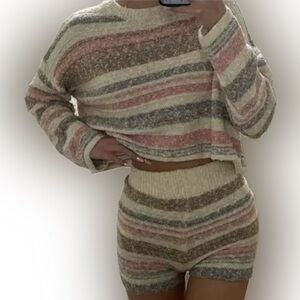 🎉SALE🎉NWOT Striped Knit Short set